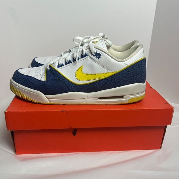 Nike Air Assault Men’s 11.5 White Zest Academy Blue 316421-171 w/ Original Box - Picture 6 of 9